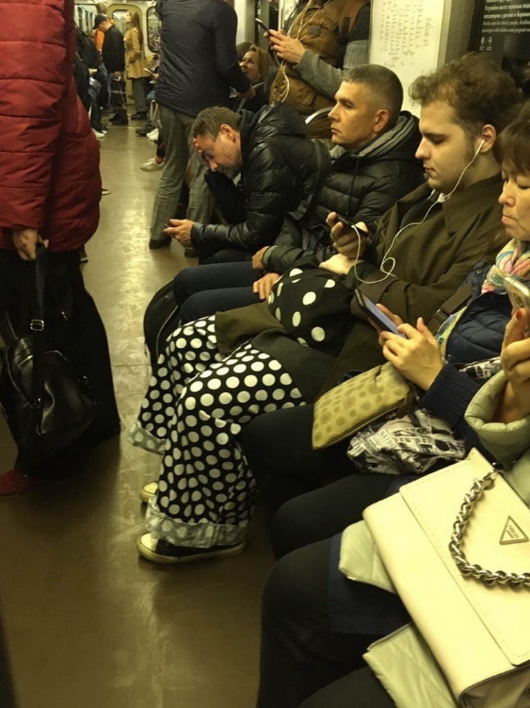 чудики в метро (14).jpg