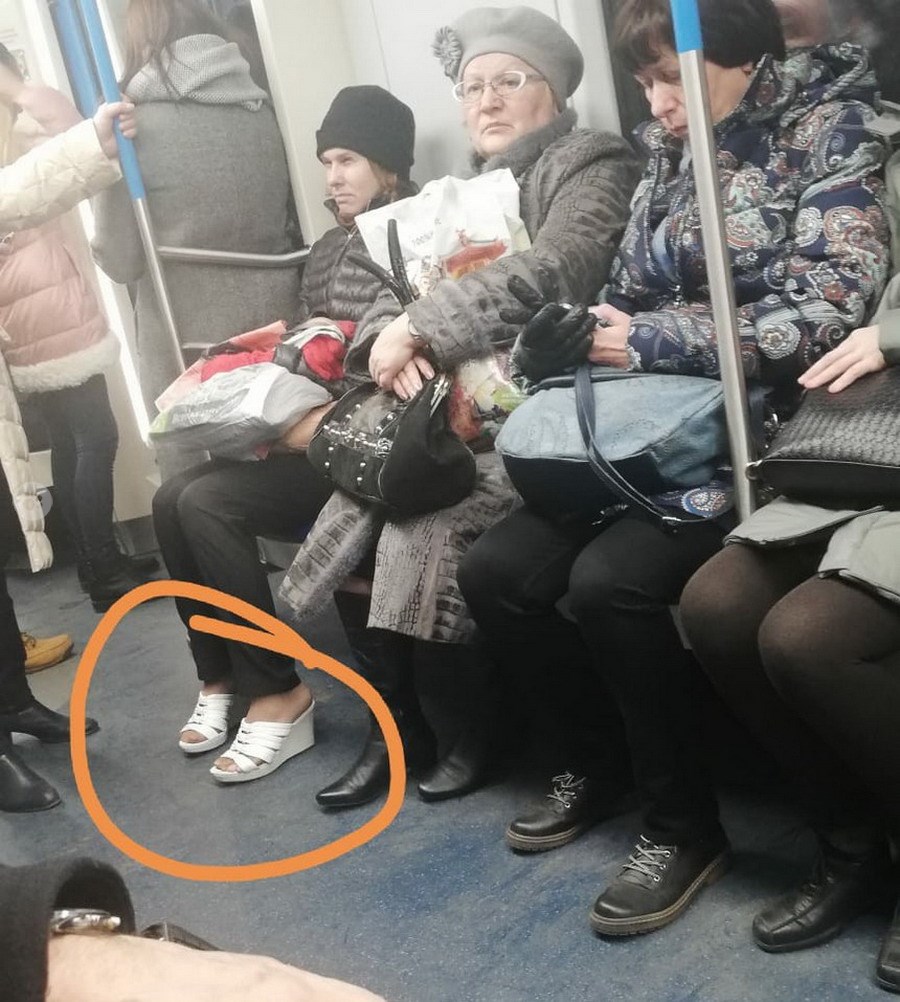 чудики в метро (22).jpg